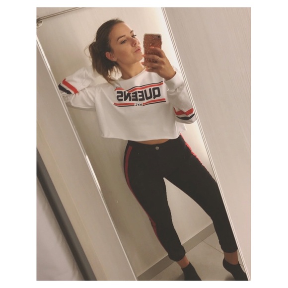 Meet your Posher, Sabrina - Picture 1 of 1